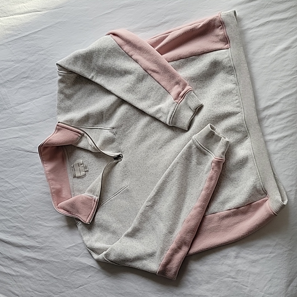 American Eagle Ahhh-mazingly soft sweatshirt
